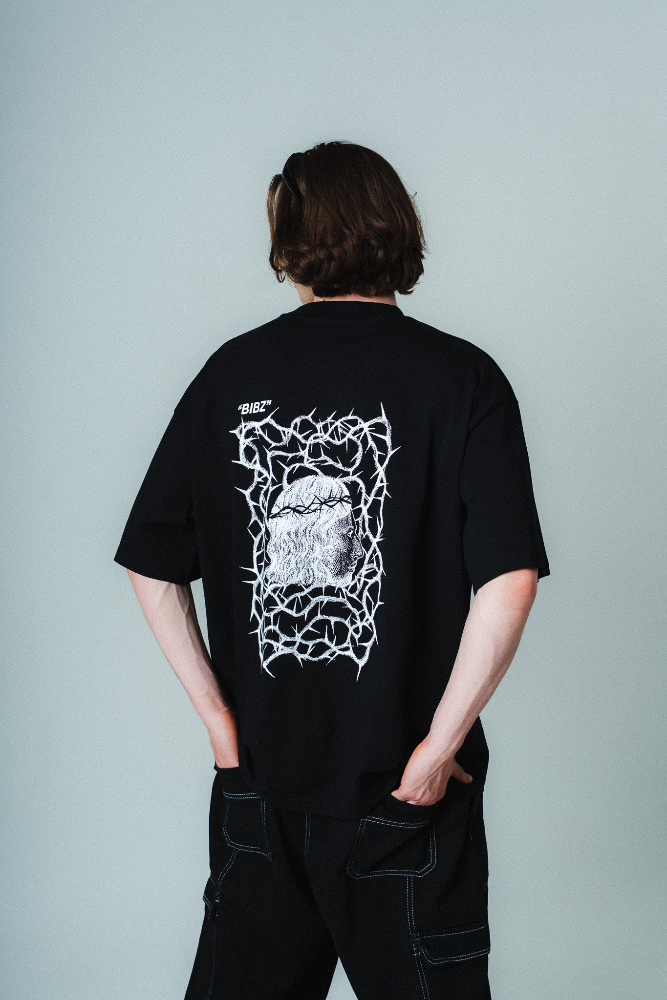 "VINE" BLACK T-SHIRT