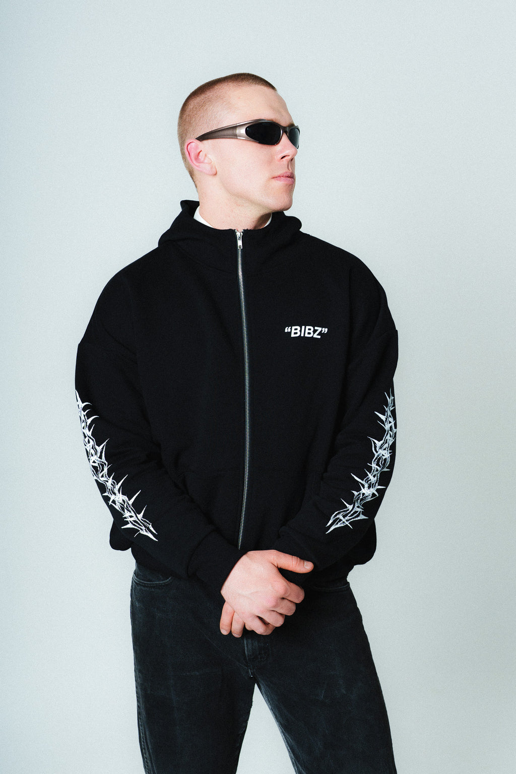 "VINE" BLACK ZIP HOODIE