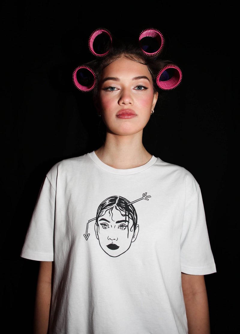 "LOVESTRUCK" B&W T-SHIRT